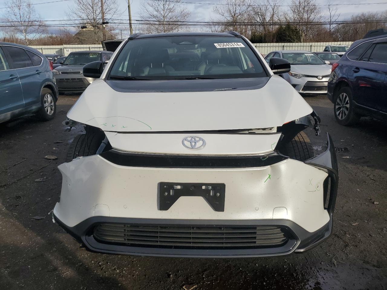 2024 TOYOTA BZ4X XLE VIN:JTMABACA1RA053564