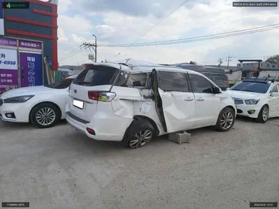 2019 Kia Carnival KNAMC81ABKS606009 VIN:KNAMC81ABKS606009