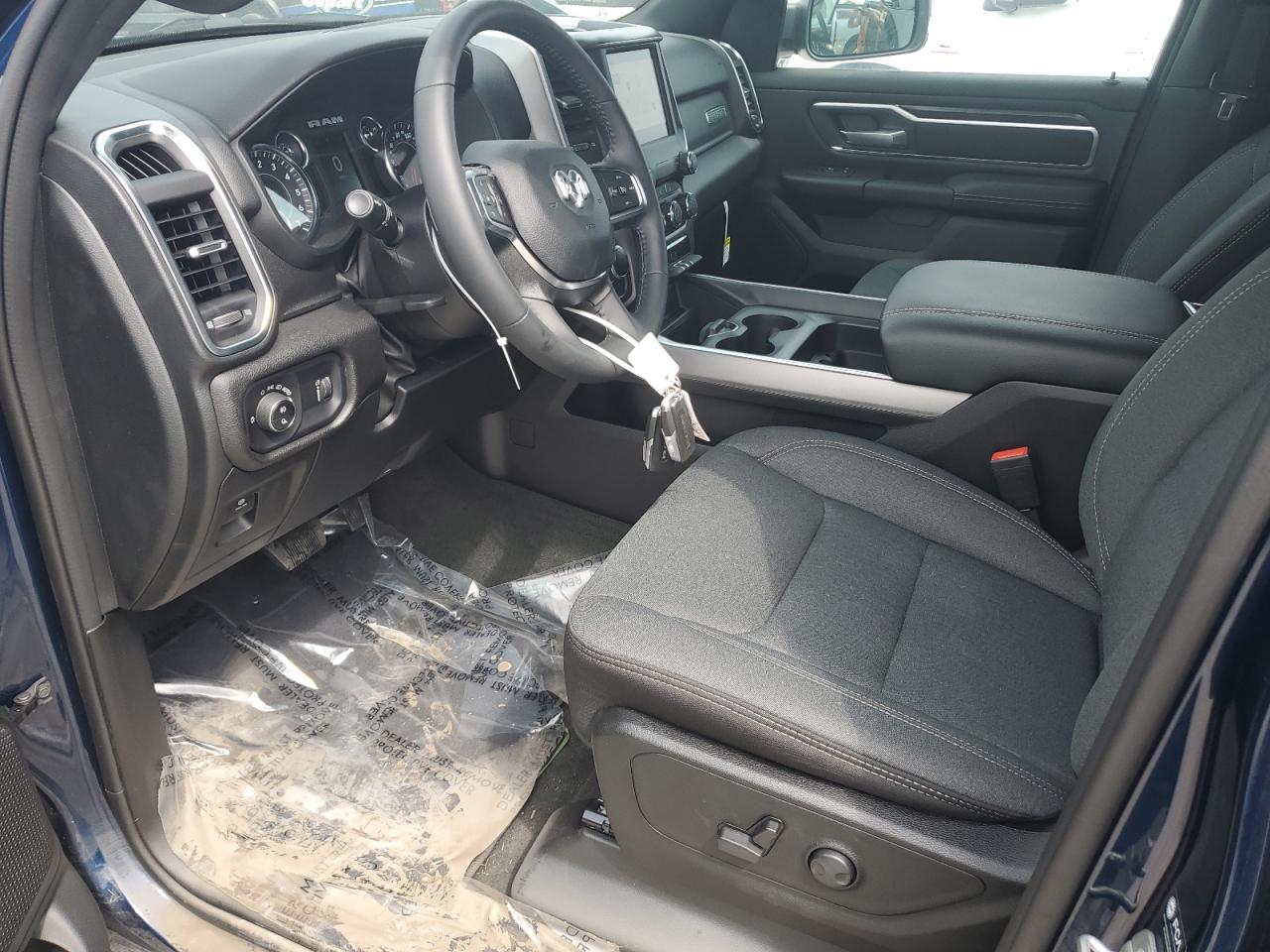 2024 RAM 1500 BIG HORN/LONE STAR VIN:1C6SRFBT7RN137937