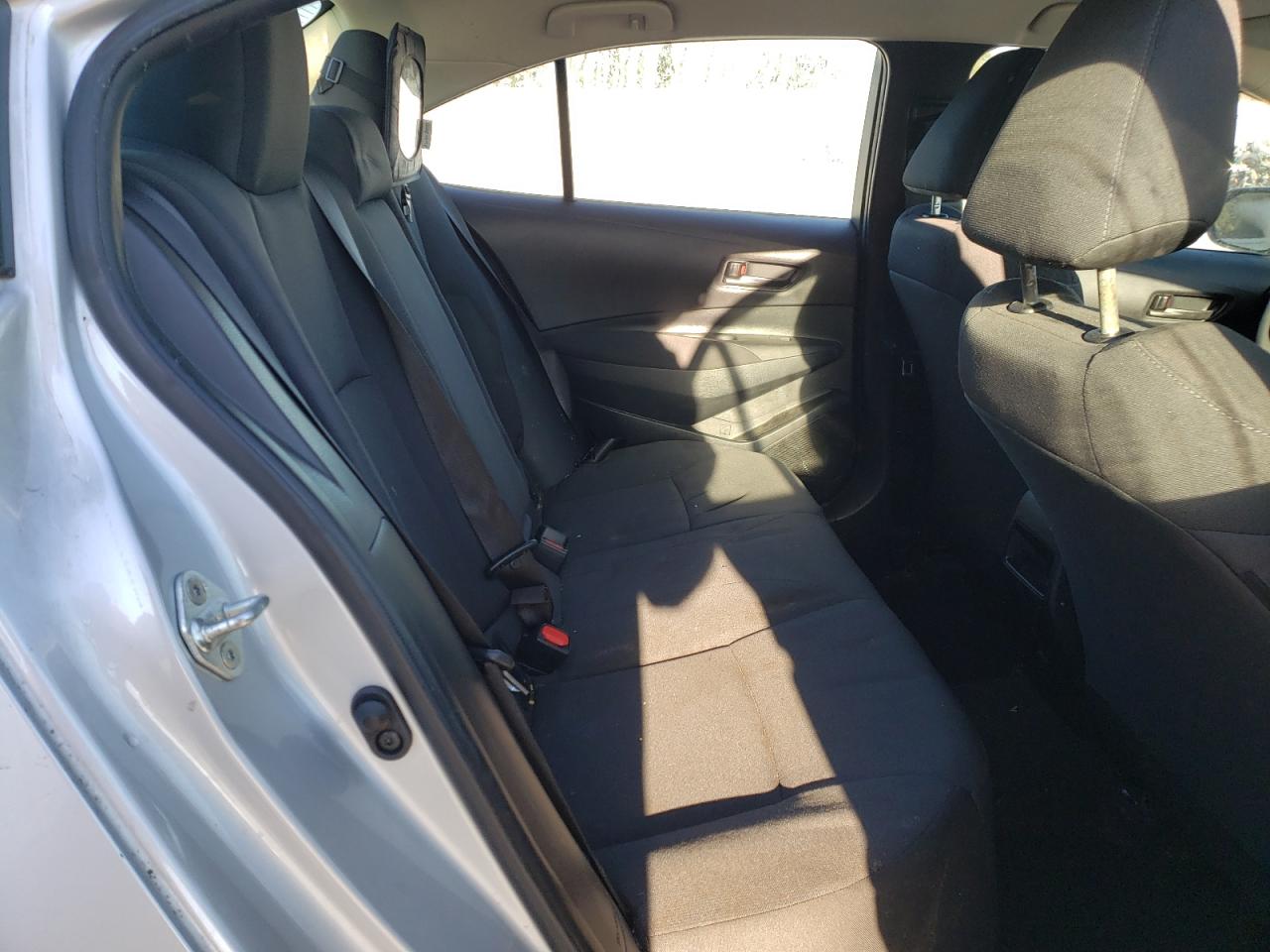 2022 TOYOTA COROLLA LE VIN:5YFEPMAE2NP389773