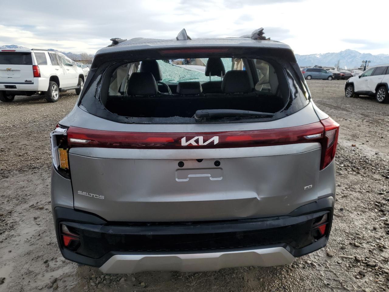 2024 KIA SELTOS EX VIN:KNDERCAA2R7646357