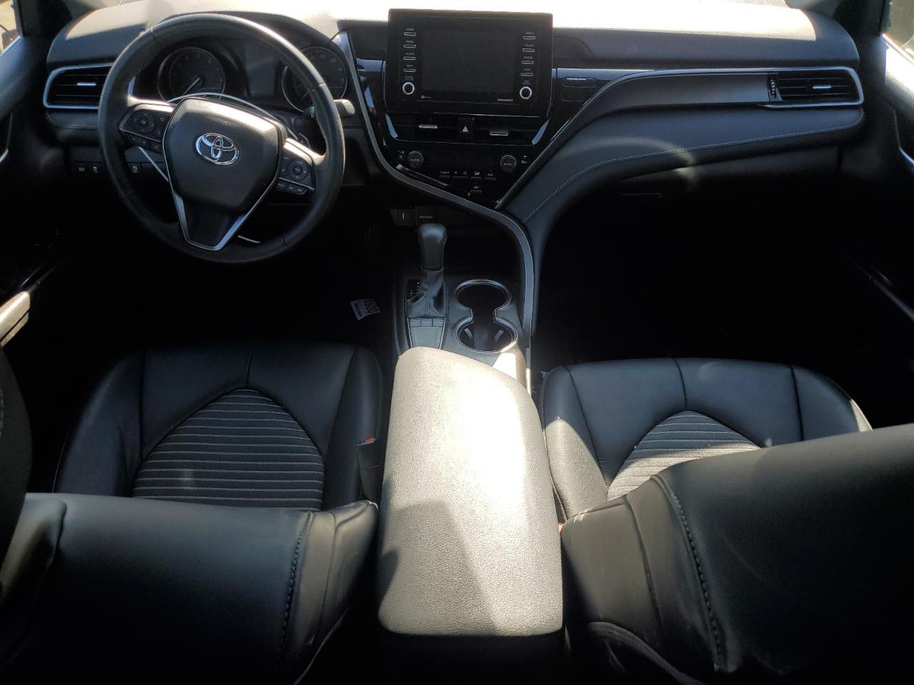 2024 TOYOTA CAMRY SE NIGHT SHADE VIN:4T1G11AK9RU190559