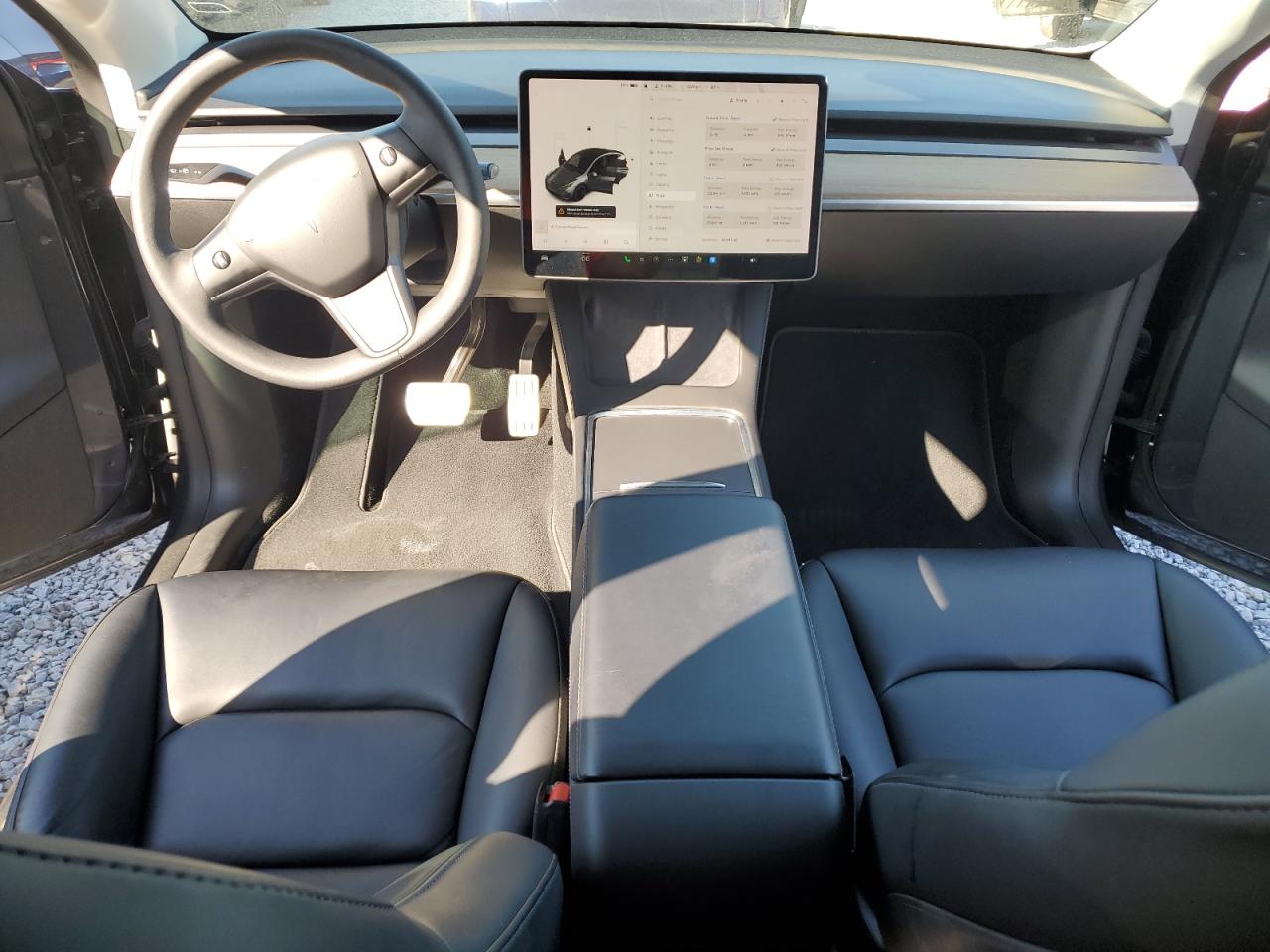 2022 TESLA MODEL Y  VIN:7SAYGDEF3NF313638