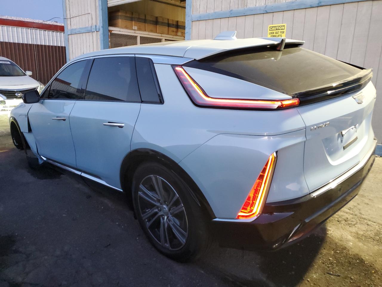 2024 CADILLAC LYRIQ TECH VIN:1ZVHT82H585181488