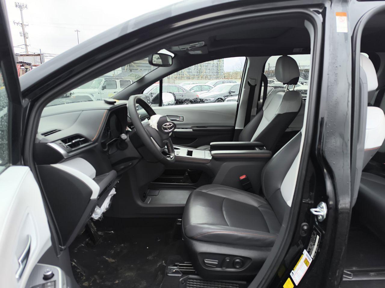 2022 TOYOTA SIENNA XSE VIN:5TDXSKFC5NS069826