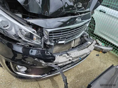 2015 Kia Carnival VIN: