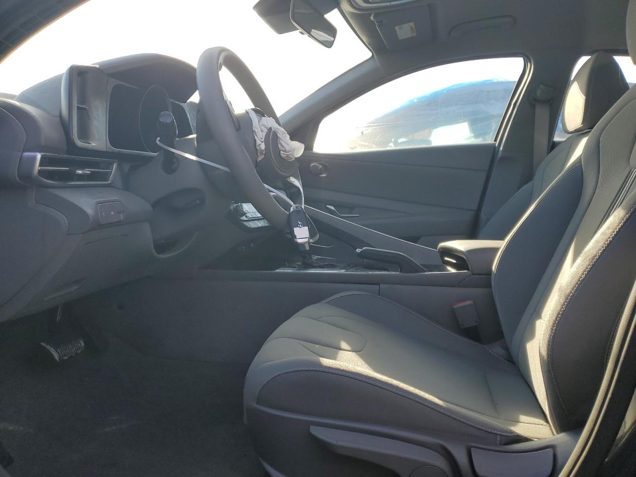 2023 HYUNDAI ELANTRA SEL VIN:5NPLM4AG0PH089991