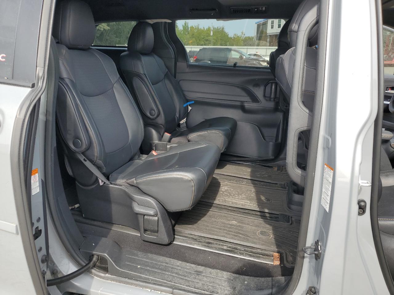 2022 TOYOTA SIENNA XLE VIN:5TDASKFCXNS045169