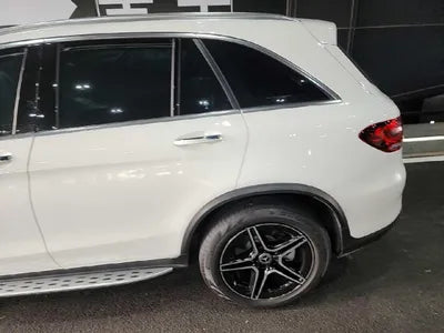 2022 Mercedes-Benz GLC 300 VIN: