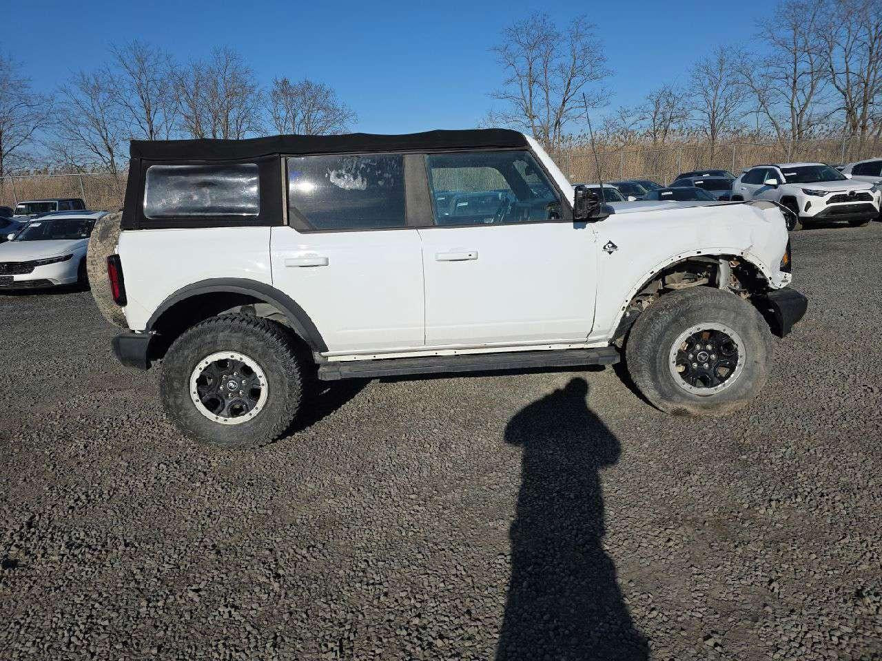 2022 FORD BRONCO BASE VIN:1FMDE5DH8NLB89353