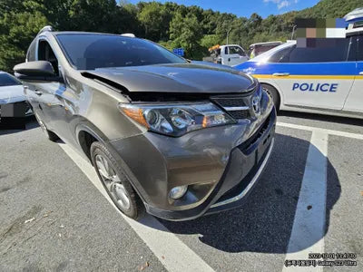 2015 Toyota RAV4 VIN: