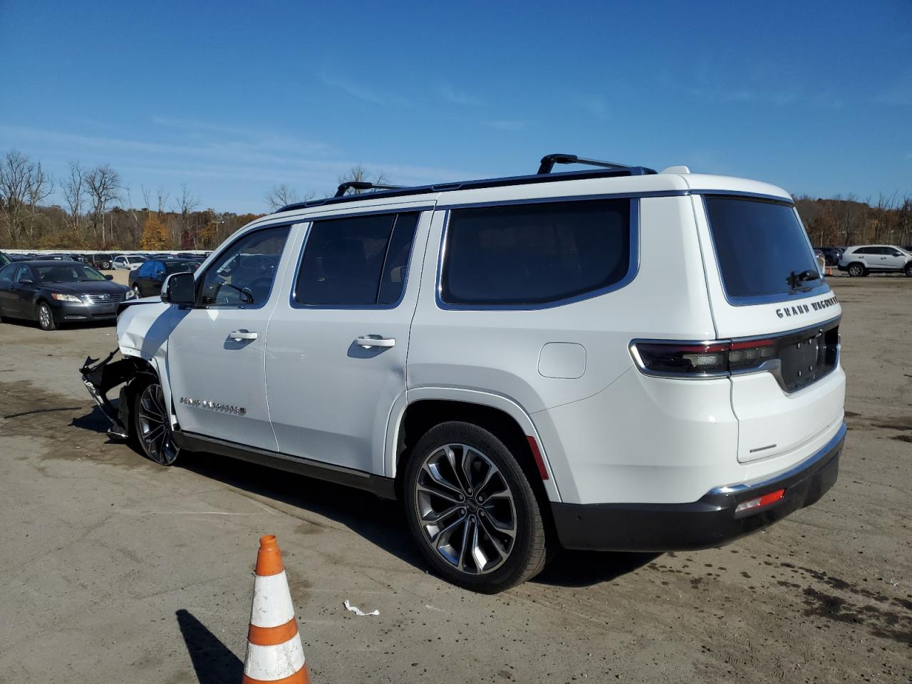 2022 JEEP GRAND WAGONEER SERIES III VIN:1C4SJVGJ0NS138022