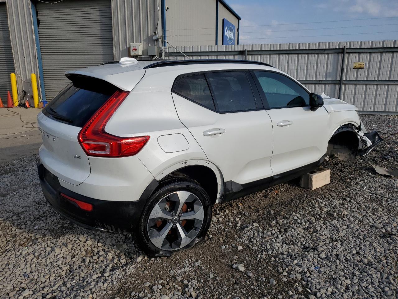 2023 VOLVO XC40 ULTIMATE VIN:YV4K92HM8P2056166