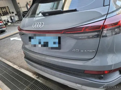2022 Audi e-tron VIN: