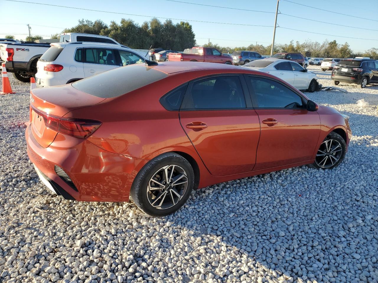 2022 KIA FORTE FE VIN:3KPF24AD2NE453709