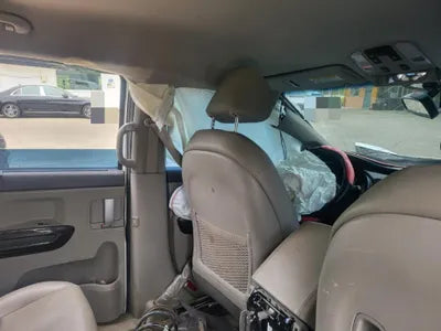 2014 Kia Carnival VIN: