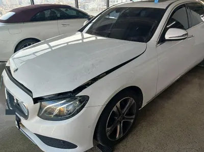 2018 Mercedes-Benz E 300 VIN: