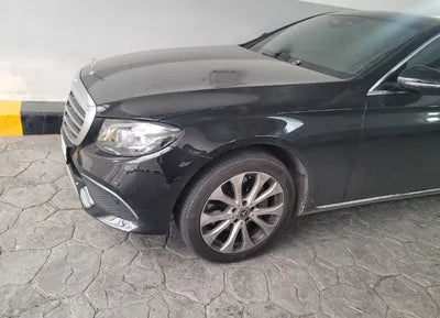 2019 Mercedes-Benz E 300 WDDZF4KB5KA683330 VIN:WDDZF4KB5KA683330