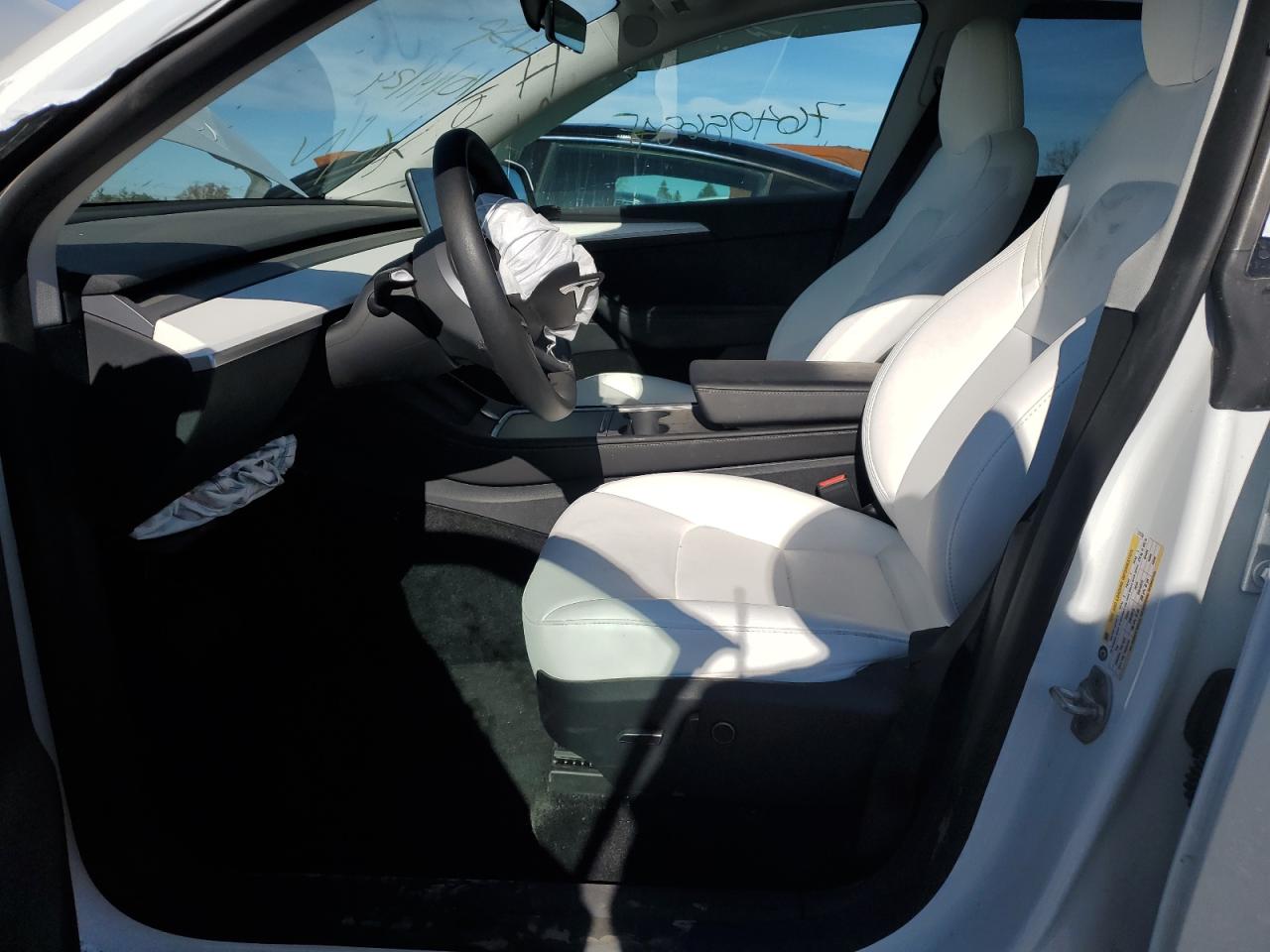 2023 TESLA MODEL Y  VIN:7SAYGDEE6PF776139