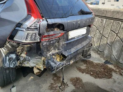 2018 Volvo XC60 YV1UZA8ACJ1014246 VIN:YV1UZA8ACJ1014246