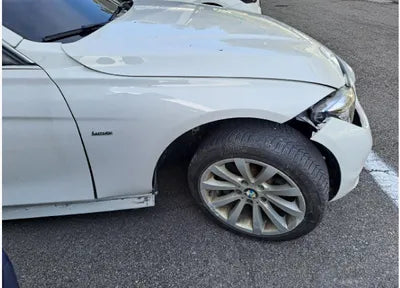 2017 BMW 320 WBA8A9108HK823176 VIN:WBA8A9108HK823176