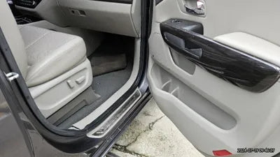 2017 Kia Carnival VIN: