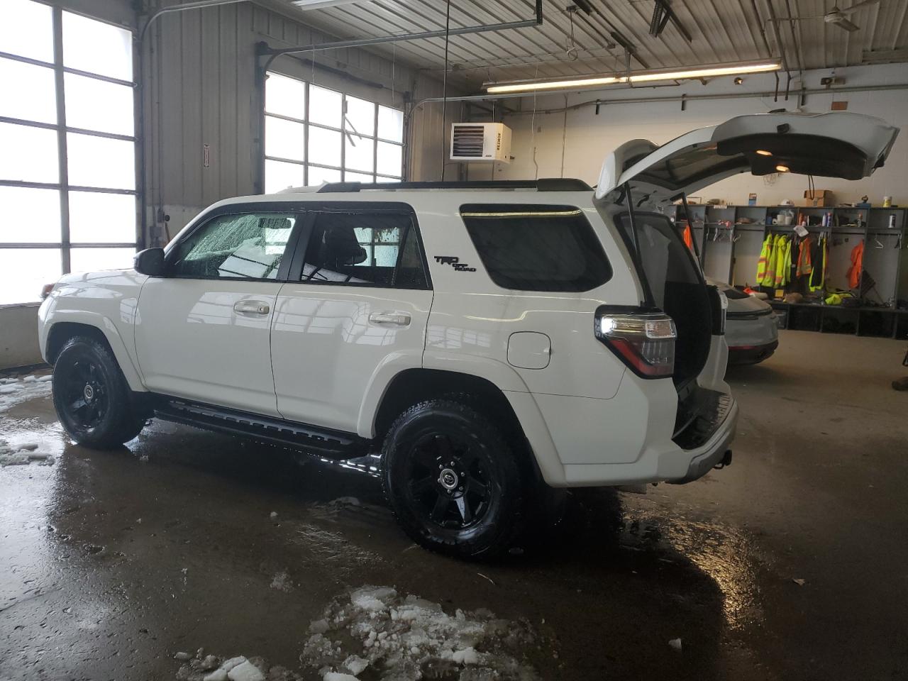 2022 TOYOTA 4RUNNER SR5/SR5 PREMIUM VIN:JTEPU5JR5N6001044
