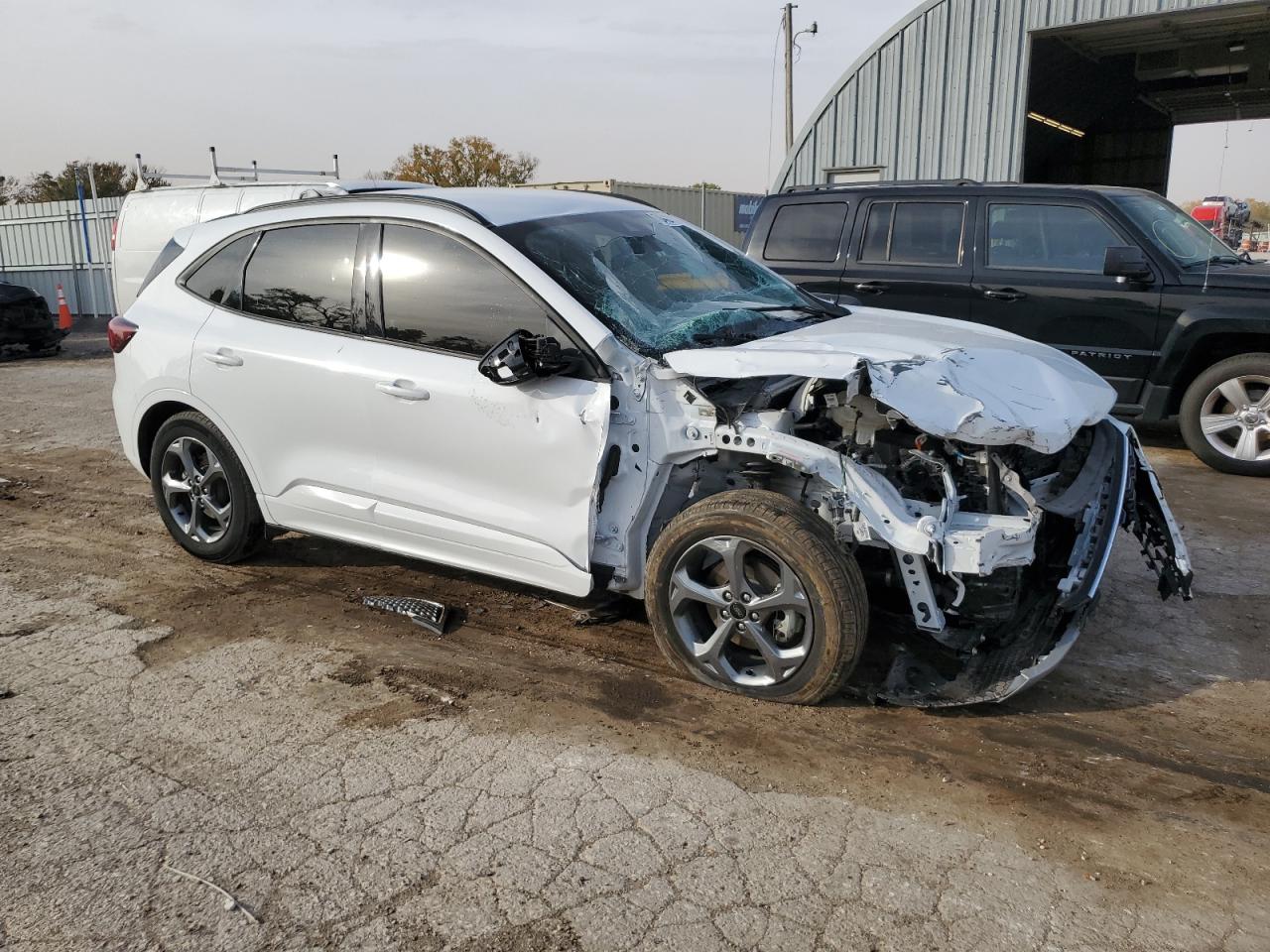 2023 FORD ESCAPE ST LINE VIN:1FMCU0MN7PUA67412