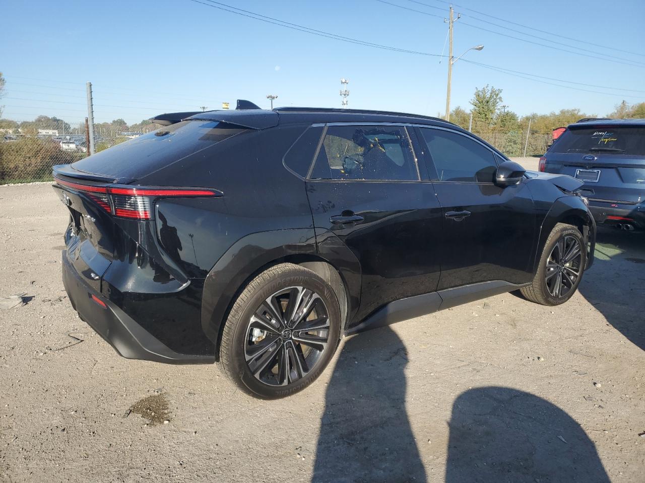 2023 TOYOTA BZ4X XLE VIN:JTMABACA5PA015302