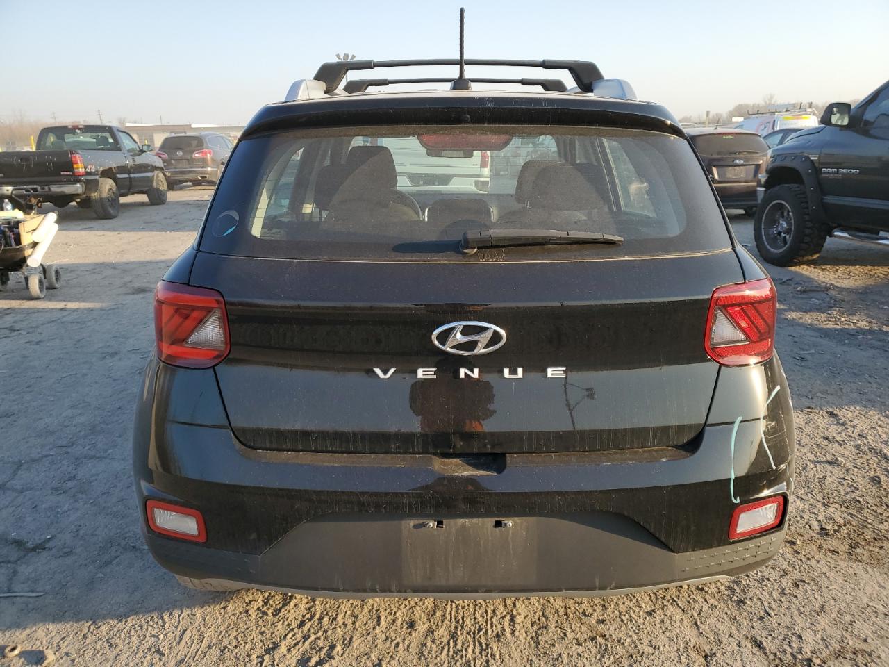 2023 HYUNDAI VENUE SEL VIN:KMHRC8A32PU222396