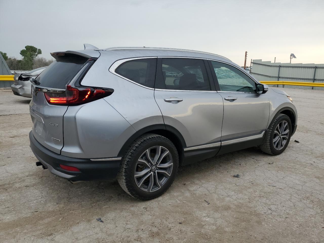 2022 HONDA CR-V TOURING VIN:2HKRW2H99NH653411