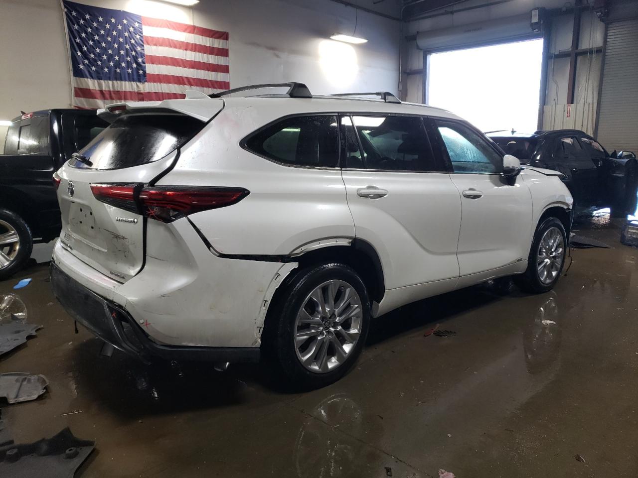 2023 TOYOTA HIGHLANDER HYBRID LIMITED VIN:5TDXBRCH1PS583698