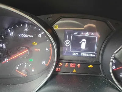 2015 Kia Carnival VIN: