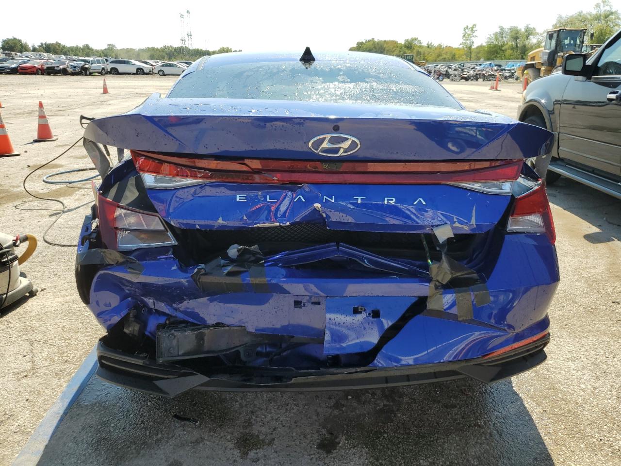 2023 HYUNDAI ELANTRA SEL VIN:KMHLS4AG1PU505988