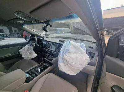 2016 Kia Carnival KNAMB81ABGS096044 VIN:KNAMB81ABGS096044