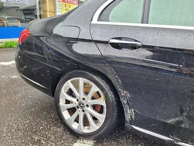 2019 Mercedes-Benz E 300 NONE VIN: