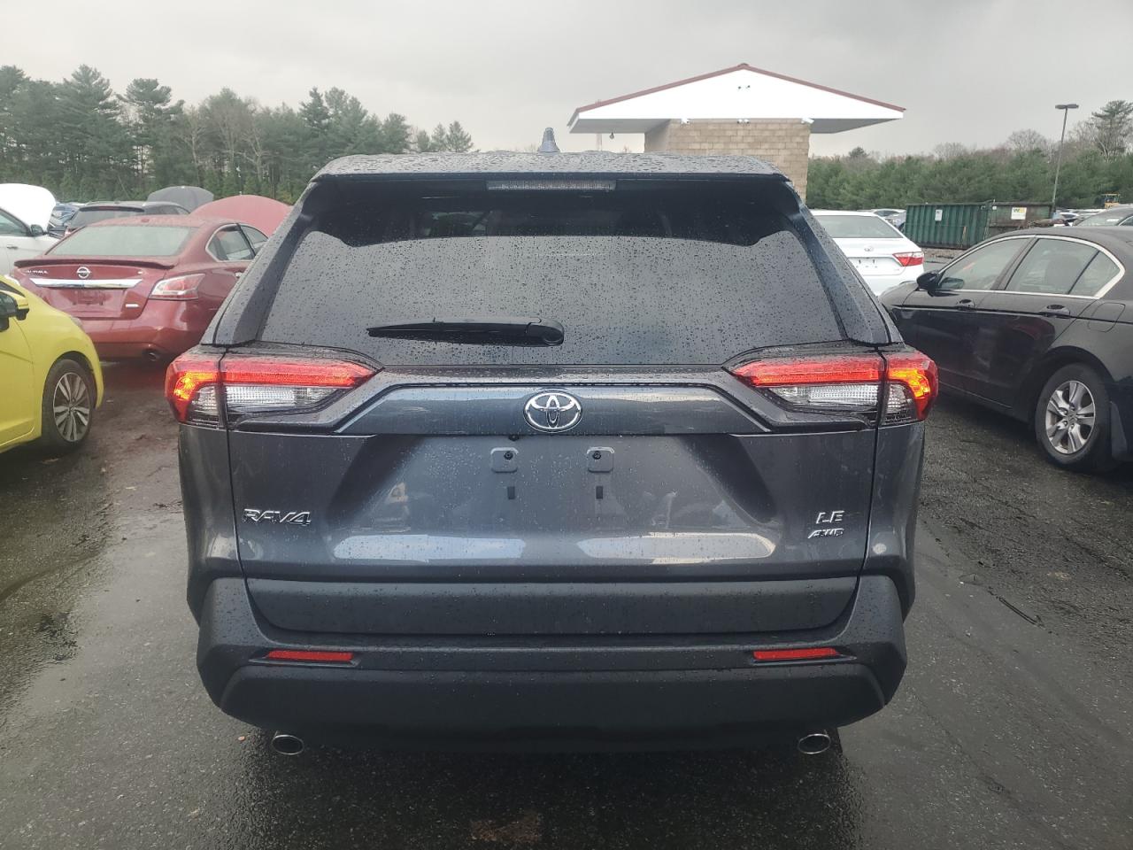 2024 TOYOTA RAV4 LE VIN:2T3F1RFV3RC432591