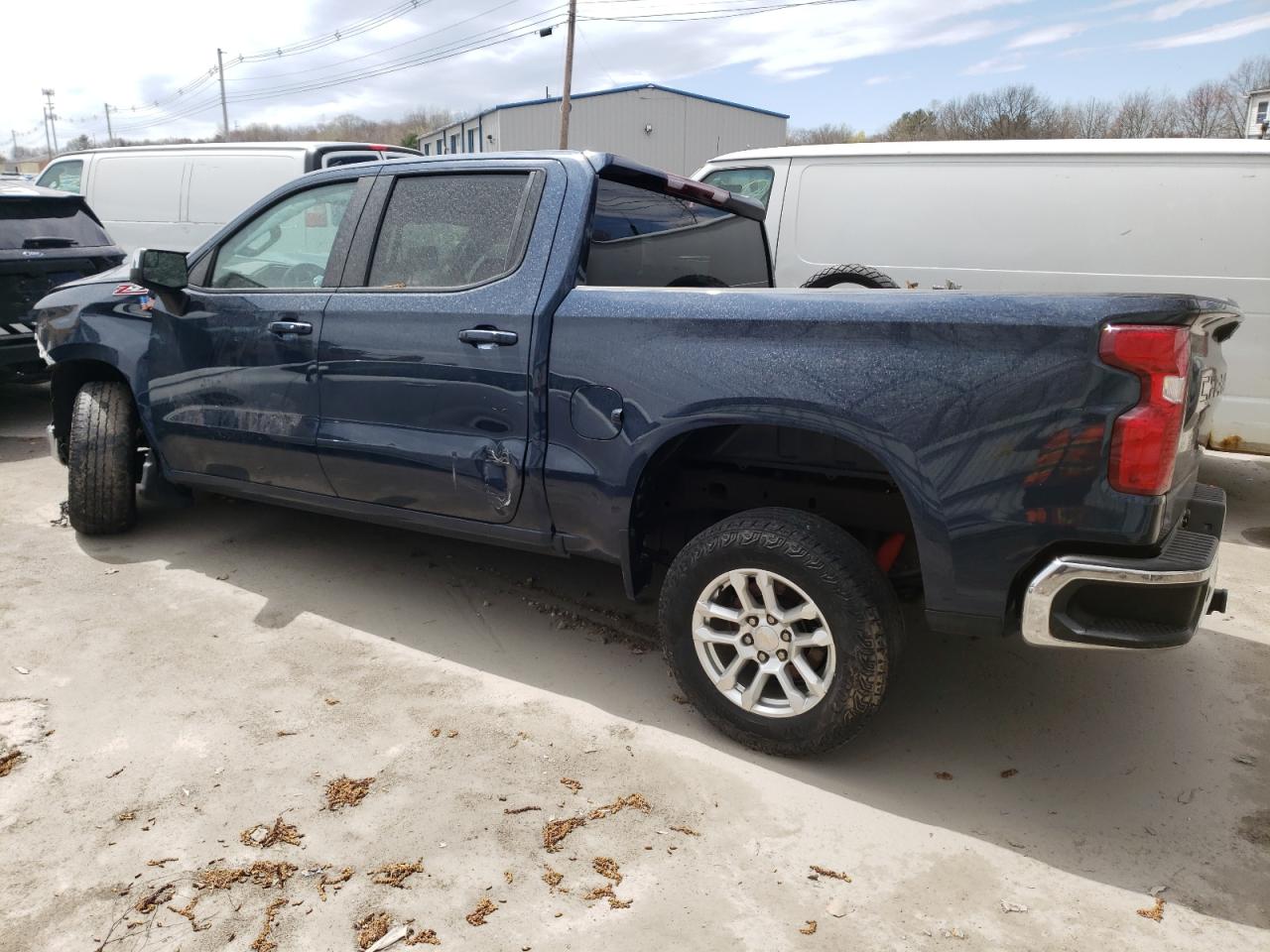 2022 CHEVROLET SILVERADO K1500 LT VIN:1GCUDDEDXNZ501585