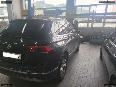 2018 Volkswagen Tiguan WVGZZZ5NZJW920676 VIN:WVGZZZ5NZJW920676