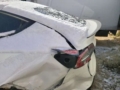 2022 Tesla Model Y 7SAYGDEE6NF416558 VIN:7SAYGDEE6NF416558