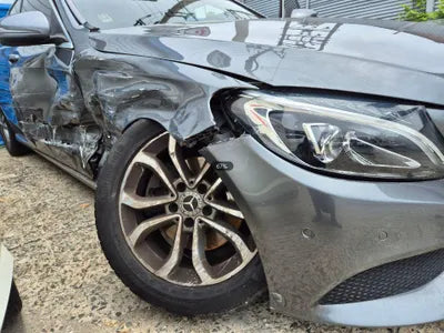 2017 Mercedes-Benz C 200 VIN: