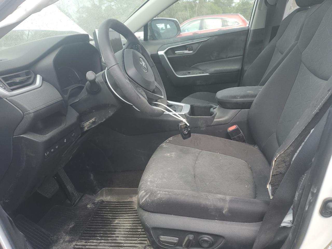 2023 TOYOTA RAV4 XLE VIN:2T3P1RFV3PC391610