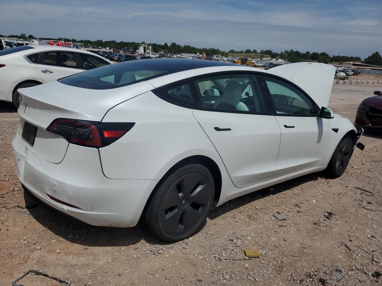 2023 TESLA MODEL 3  VIN:5YJ3E1EA4PF606483