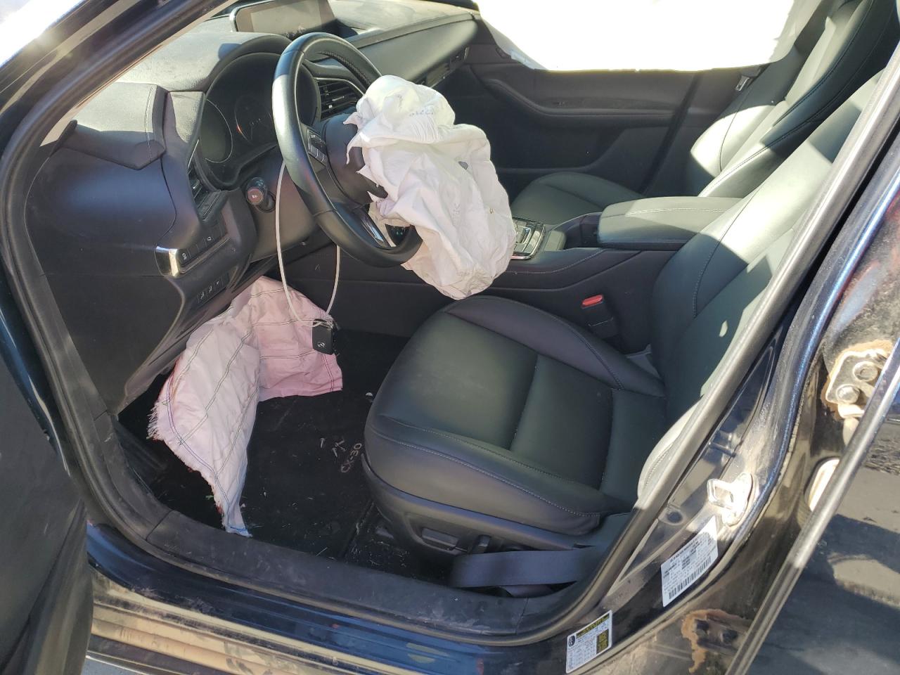 2023 MAZDA CX-30 PREFERRED VIN:3MVDMBCM1PM512081
