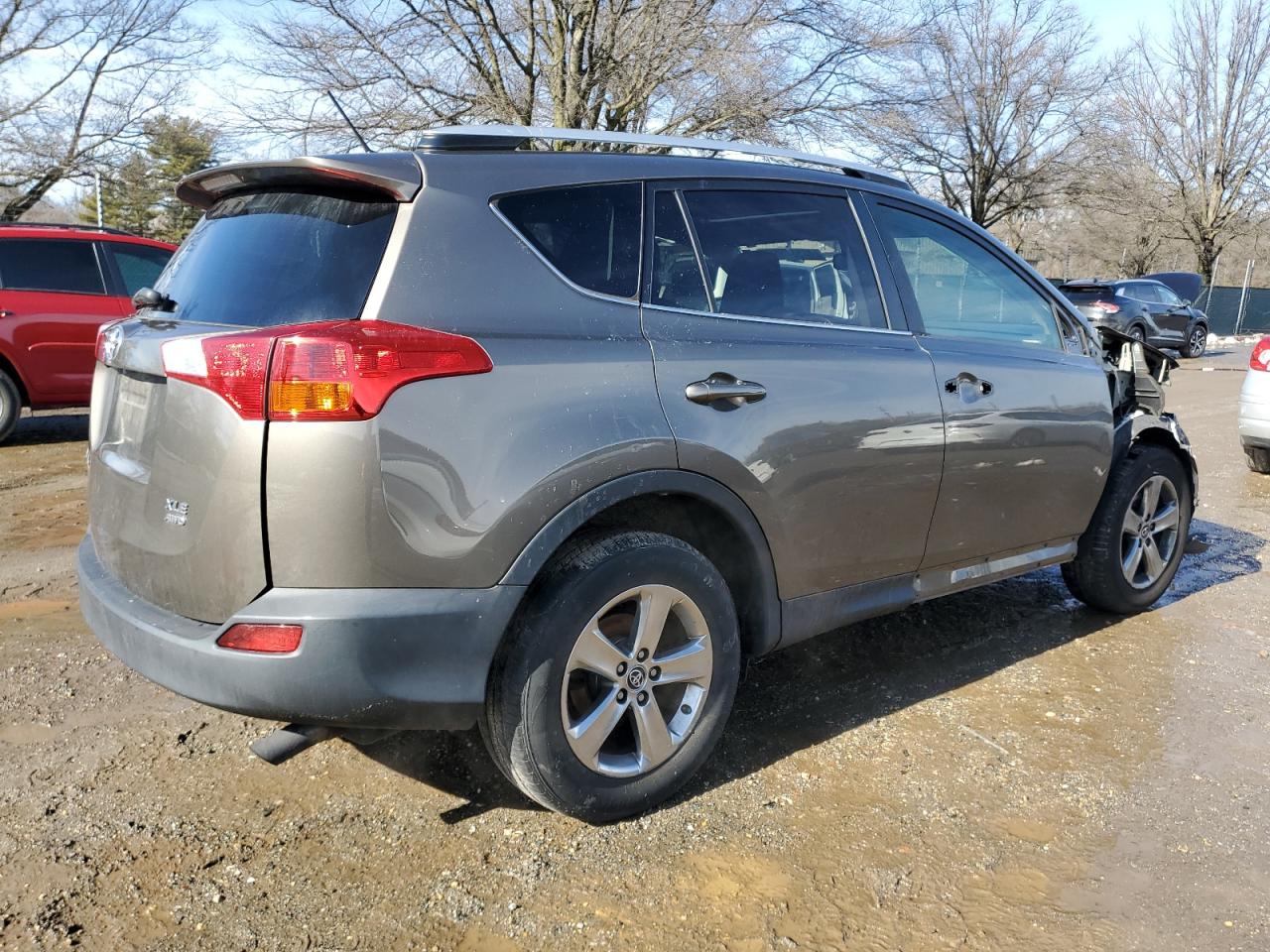 2023 TOYOTA RAV4 XLE VIN:JTMRFREV7FD119678