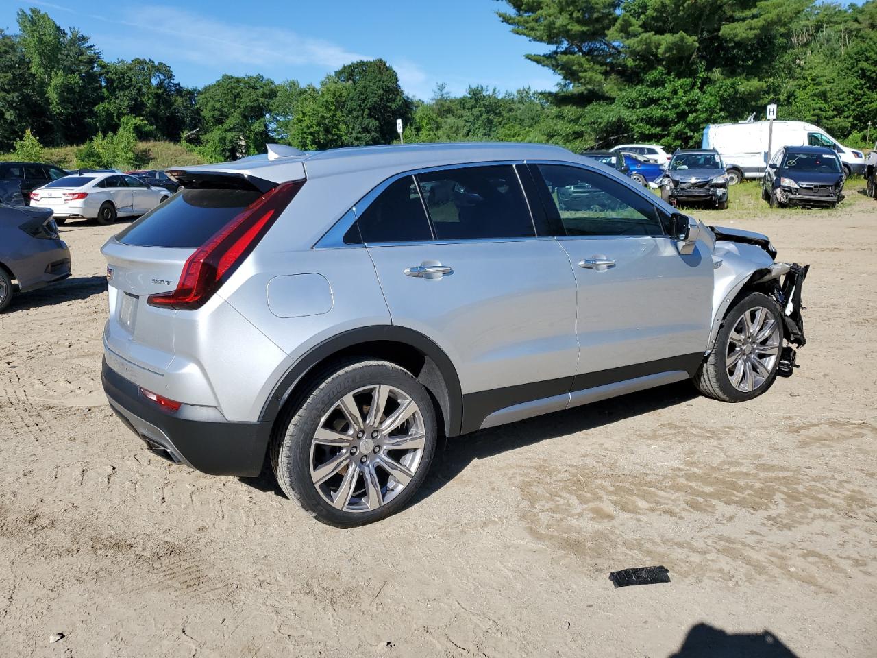 2022 CADILLAC XT4 PREMIUM LUXURY VIN:1GYFZDR49NF126515