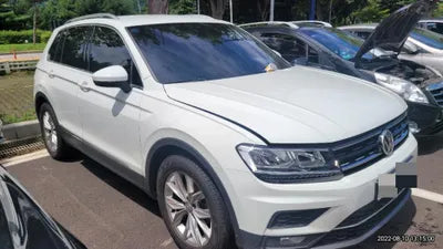 2018 Volkswagen Tiguan VIN: