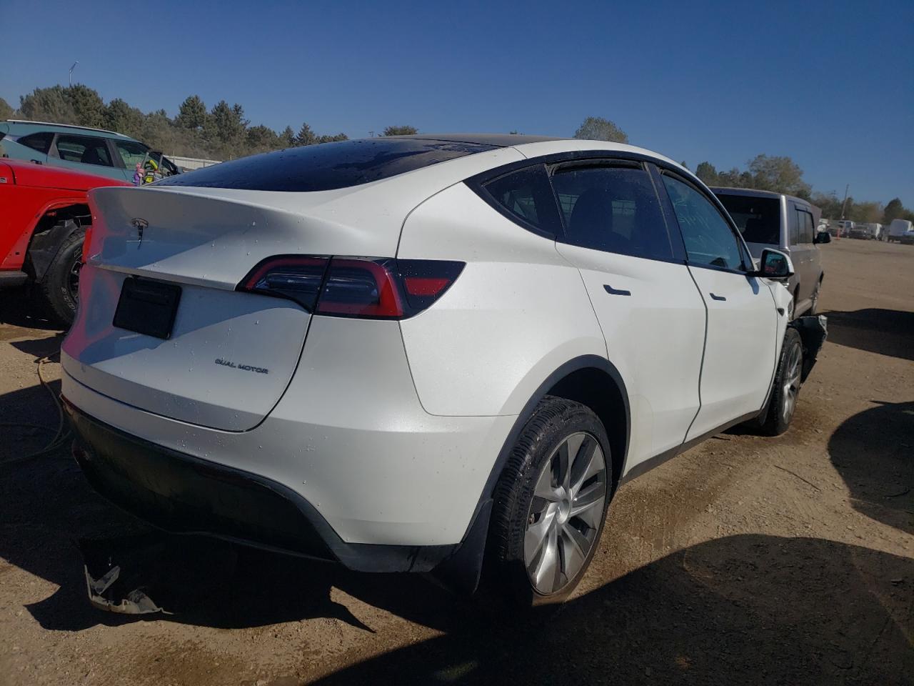 2023 TESLA MODEL Y  VIN:7SAYGDEE6PF776139