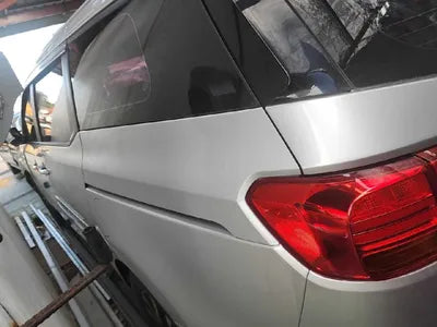 2015 Kia Carnival VIN: