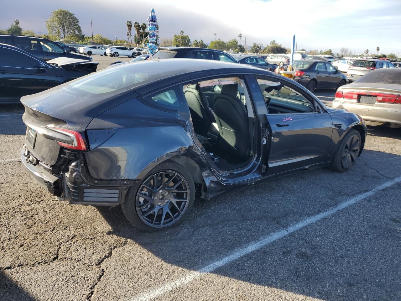 2024 TESLA MODEL 3  VIN:JHLRE38569C010475